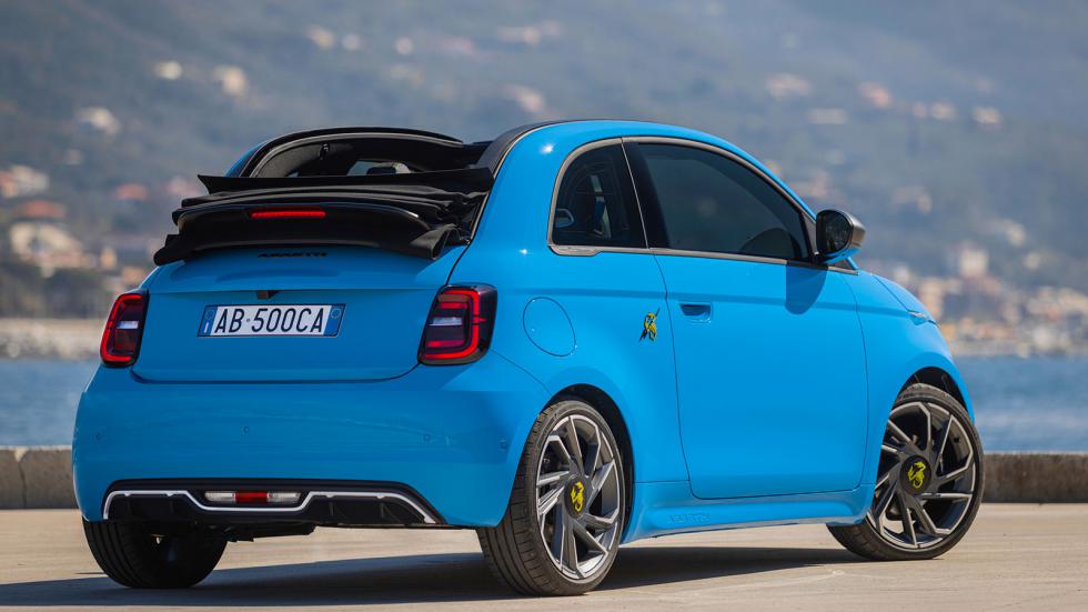 Νέα κορυφαία έκδοση Turismo για το Abarth 500e